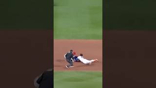 Famous Harison bader fusila a Fransisco Lindor en la segunda base #parati #youtubeshorts #youtube #mlb Profile