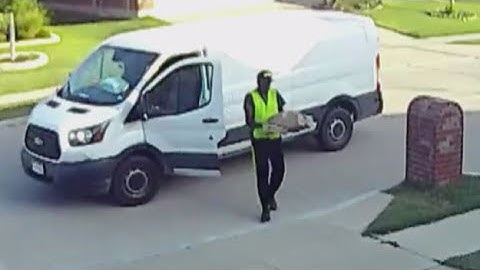 Amazon Delivery Driver Caught Tossing Packages