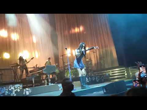 220613 Olivia Rodrigo - All The Things She Said cover @ Berlin #SourTourBerlin