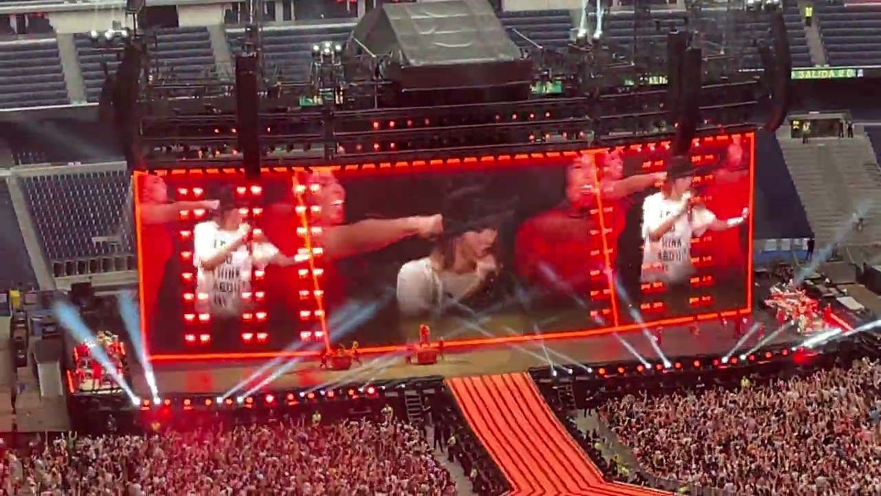 TAYLOR SWIFT - 22 (Live The Eras Tour Madrid N2 2024)