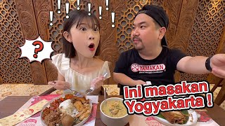 Kelly Korea 🇰🇷 meet Nex Carlos 🇮🇩 the most famous Indonesia Street Food Youtuber