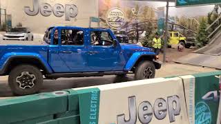 Jeep track Chicago Auto Show 2023