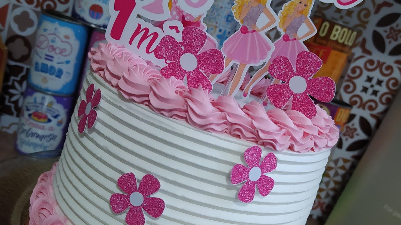 Bolos Decorados Da Barbie  Bolo de aniversário da barbie, Aniversário da  barbie, Bolos de aniversário