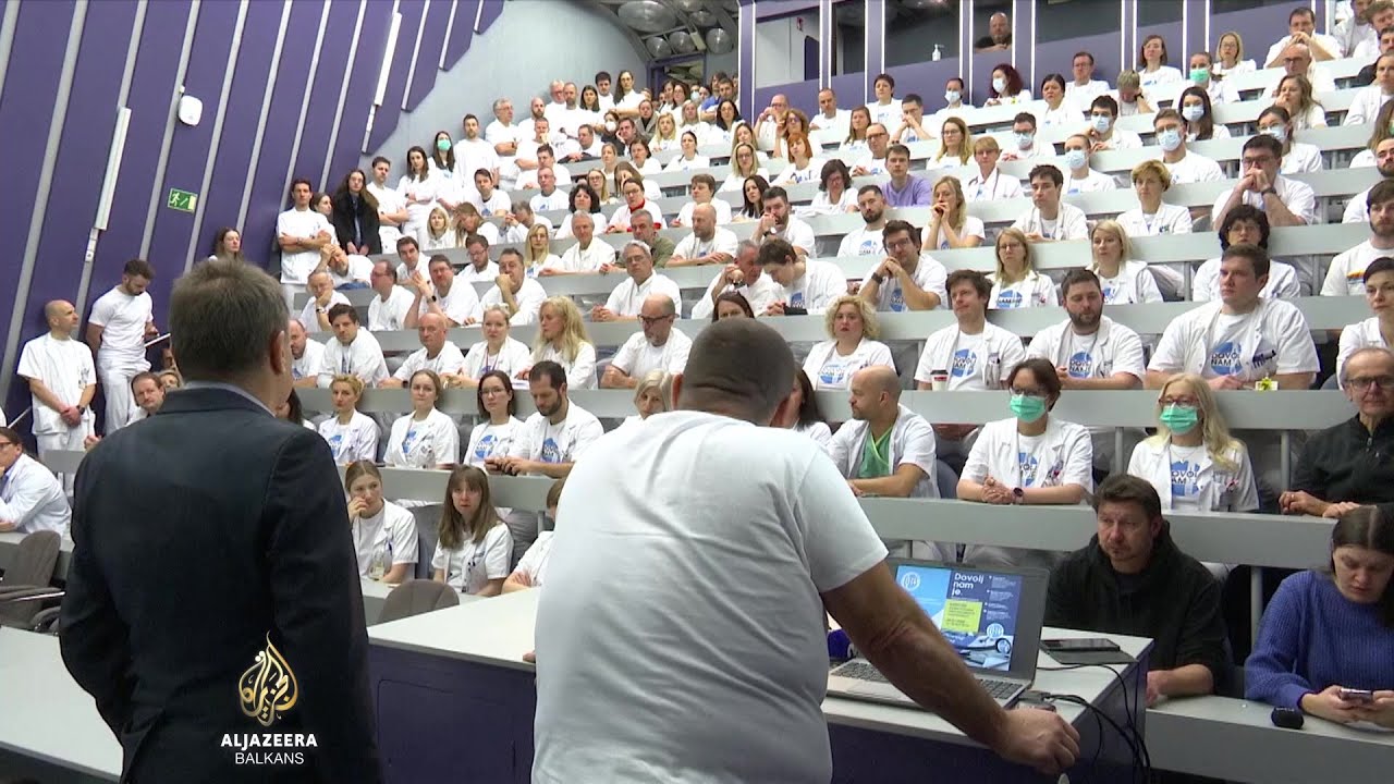 أطباء يحتجون في سلوفينيا، ونظام الرواتب الجديد مثير للجدل