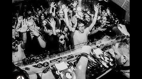 MARK REEVE Essentials MIX (Mixed by IMPLSE)