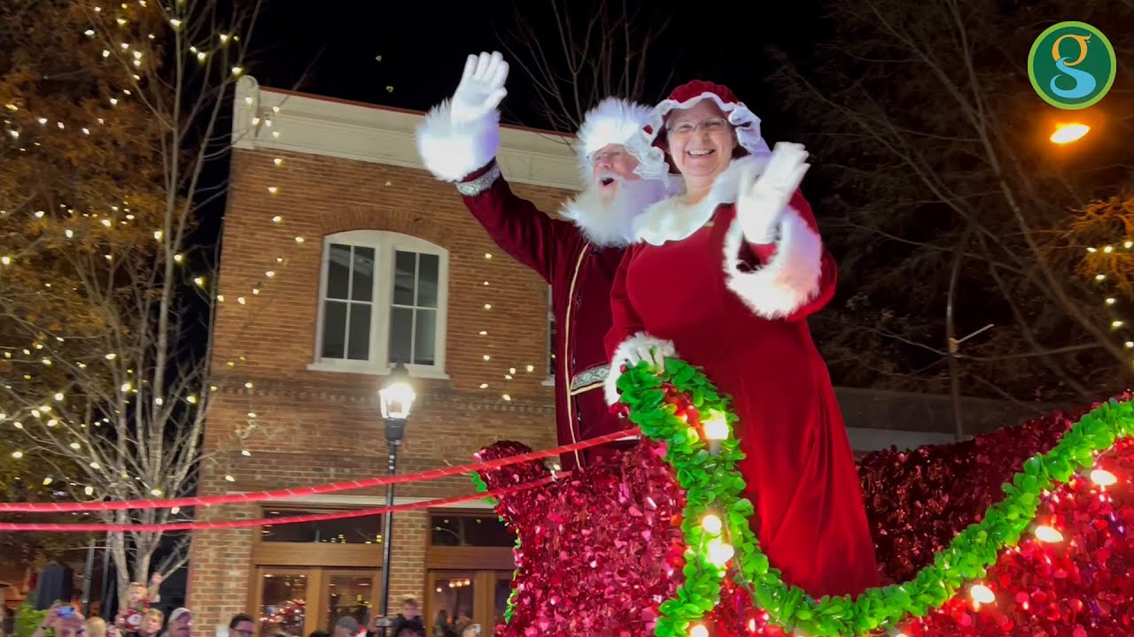 Greenville Christmas Parade 2022 Greenville Poinsettia Christmas Parade | 2021 - Youtube