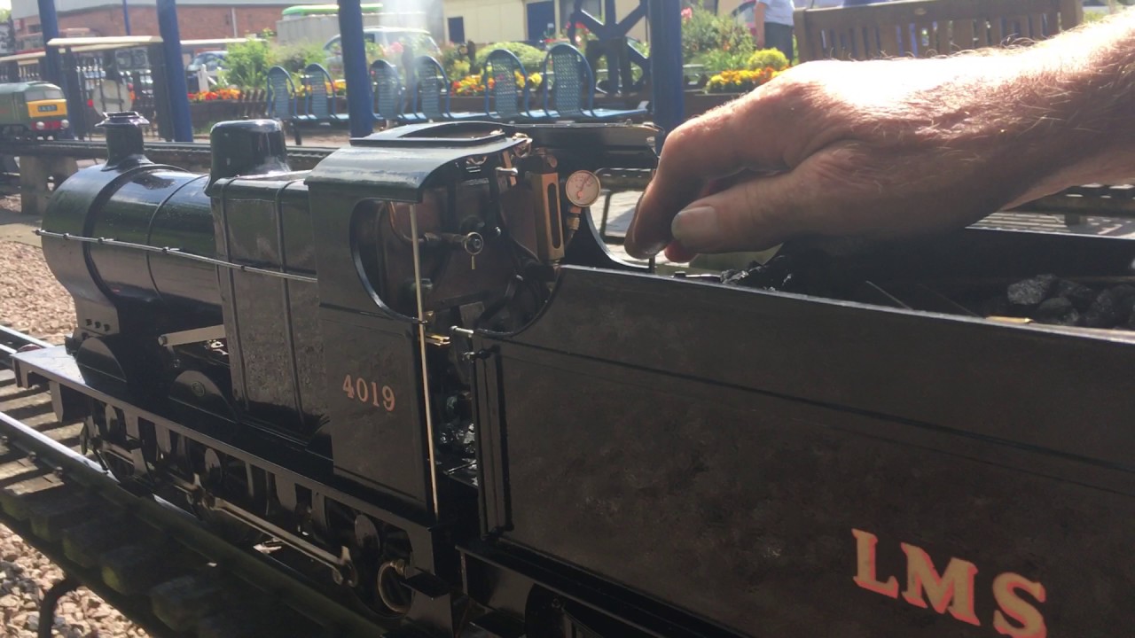 LMS Derby 4F 3-1/2 gauge steaming at Ruddington Nottingham 12.07.2017