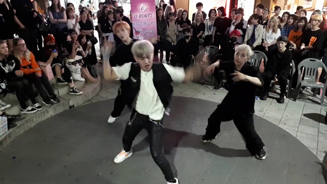 KINGDOMS. BIG BANG 'BANG BANG BANG' COVER. BUSKING TEAM'S HAVING ITS OWN ATTRACTION.