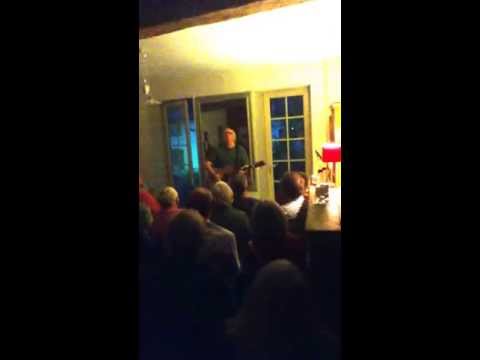 Clive Gregson, Performing 'Northern Soul', Live, SW France, June, 2013