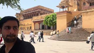 Beautiful area and log waw kya fort h