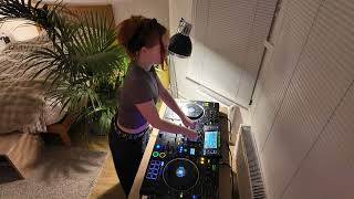 UKG \u0026 Baile Funk DJ Mix | Global Club Sounds, UK Bass \u0026 Percussion | Bedroom Blends Vol. 1