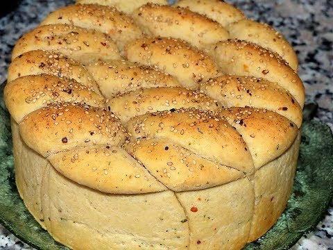 Video: Pan De Ajo Con Hierbas