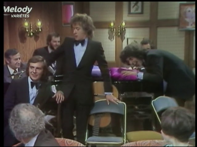 在 YouTube 上觀看「Les Charlots - Cache ton piano ( Si tu n'veux pas payer d'impôts )」 在 YouTube 上觀看「Les Charlots - Cache ton piano ( Si tu n'veux pas payer d'impôts )」