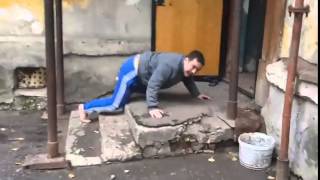 Мы русские, мы все равно поднимемся с колен Мы русские, мы все равно поднимемся с колен