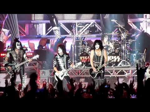 Kiss - Detroit Rock City  (Olympijskiy Stadium, Moscow, Russia, 01.05.2017)