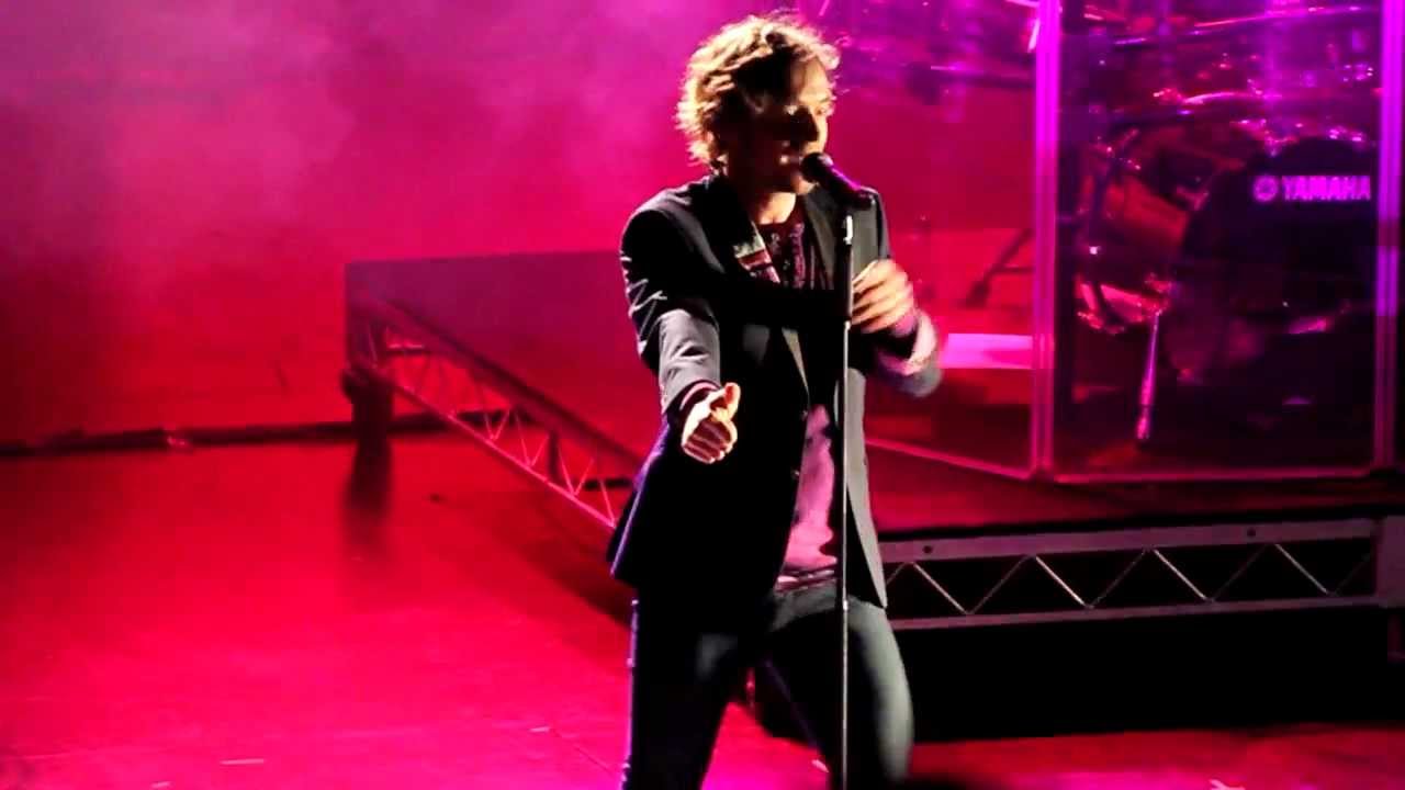 Don't Give Up by Darren Hayes @ The Enmore Theatre, The Secret Tour - 3/11/11