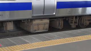 【756M】E531系K478編成が普通列車小山行として勝田駅を発車するときに線路設備モニタリング装置が動くシーン