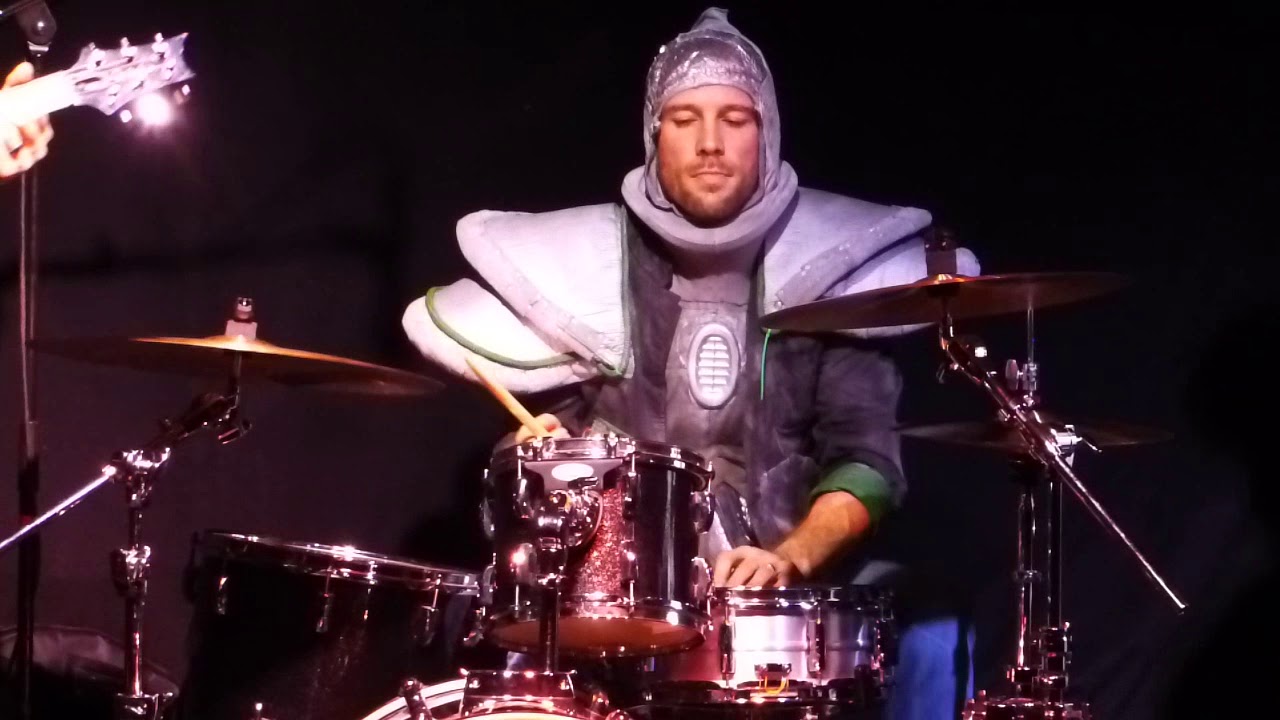 在 YouTube 上觀看「Future Jesus & The Electric Lucifer - ENCORE」 在 YouTube 上觀看「Future Jesus & The Electric Lucifer - ENCORE」