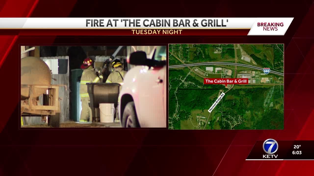 Omaha firefighters battle flames at sports bar - YouTube