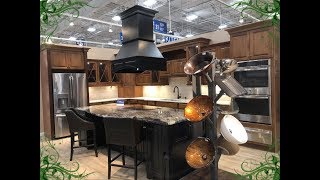 SHOP WITH ME AT LOWE'S  STORE  / CUSTOM MADE KITCHEN AND BATHROOM SINK