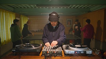 Deep house vinyl mix and table tennis at grandpa’s cottage in Japan - by Luca Vol.6