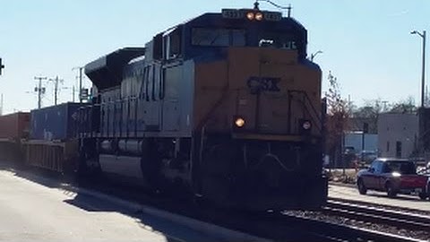 [CSXT]4831 EMD SD70ACe Solo Leads Short L192-20 With Fouled K5LLA Headed NB & Horntaps In Fay NC