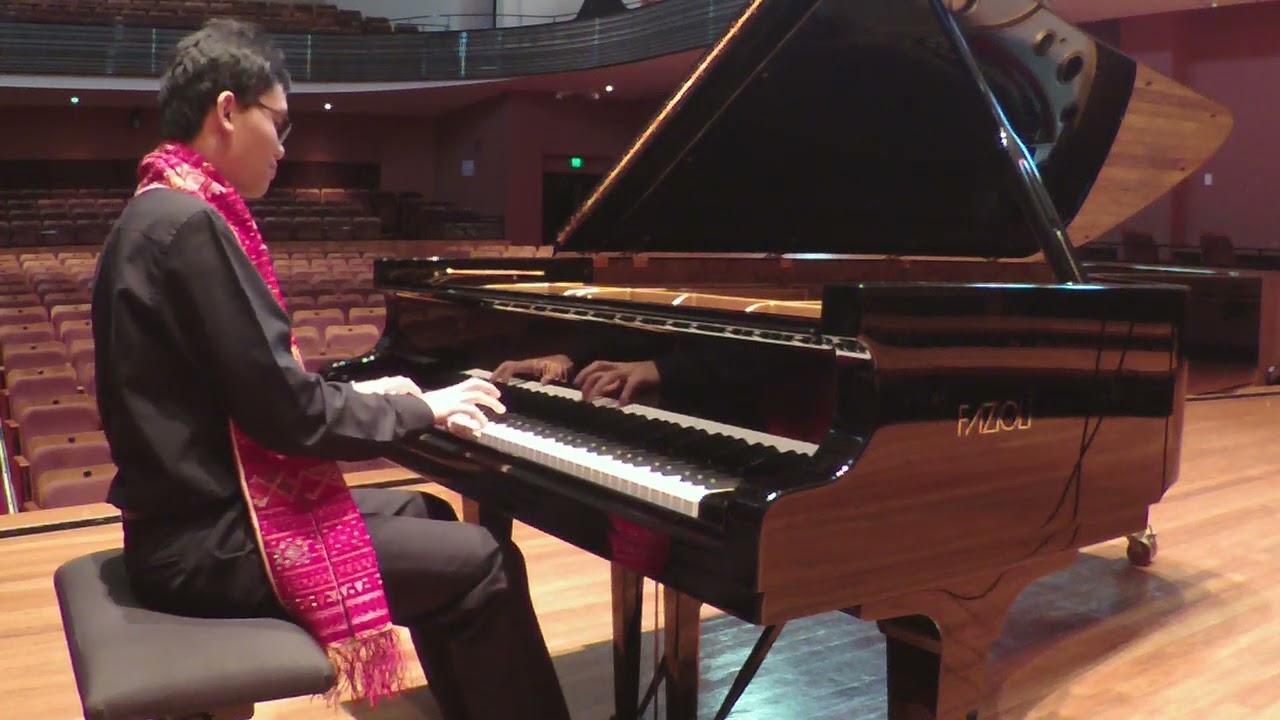 Ananda Sukarlan : Rapsodia Nusantara no. 31 played by Calvin Abdiel