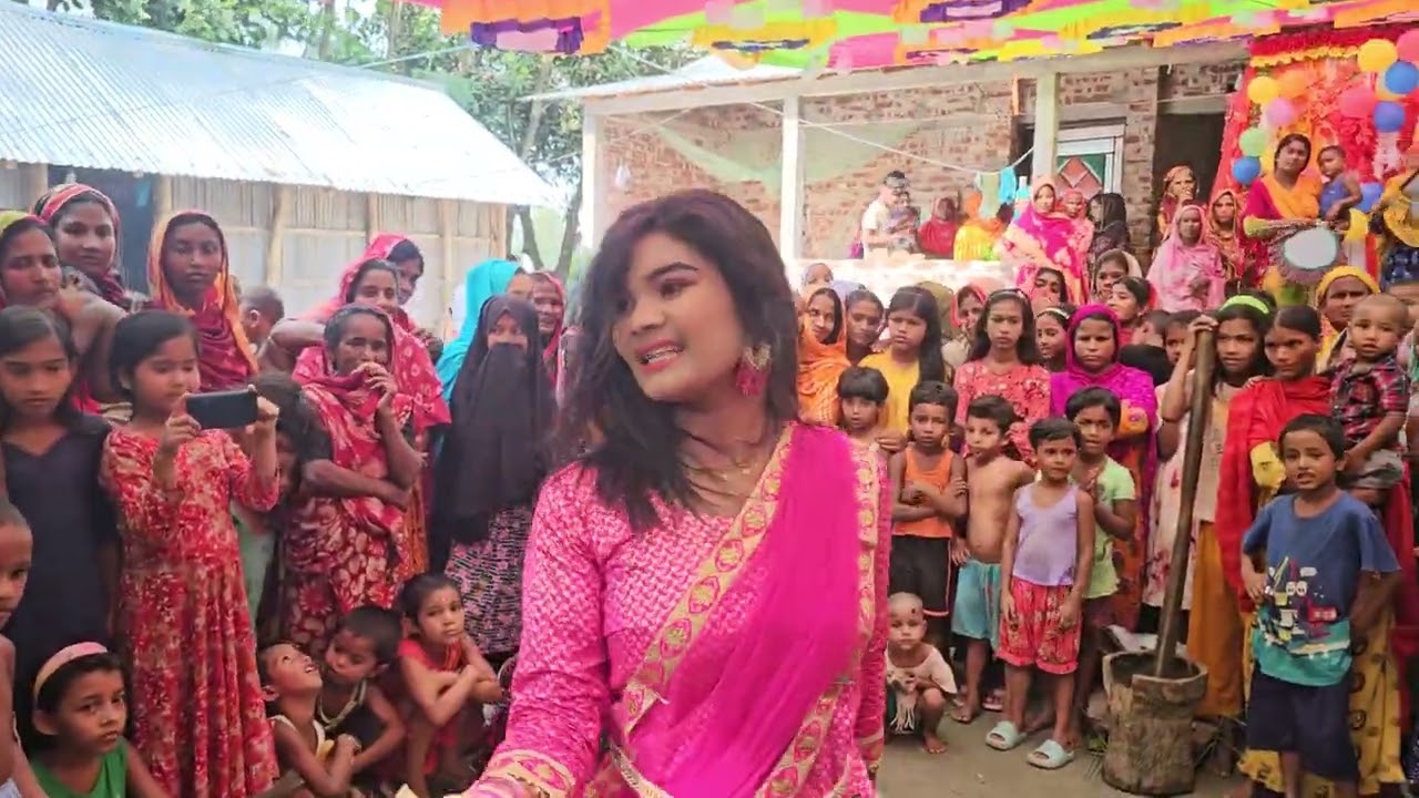 অসাধারণ নৃত্য রিমির,, সব সময় এ মজা দিয়ে থাকে।