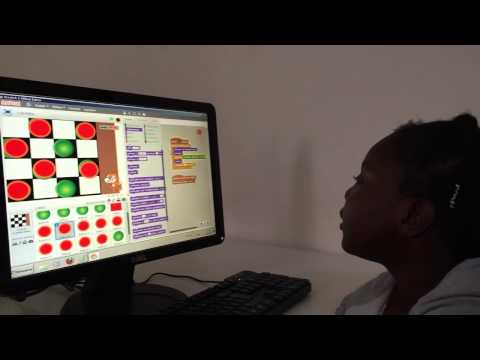 Une fille de 9 ans programme des jeux vidéos grâce à Learn2code