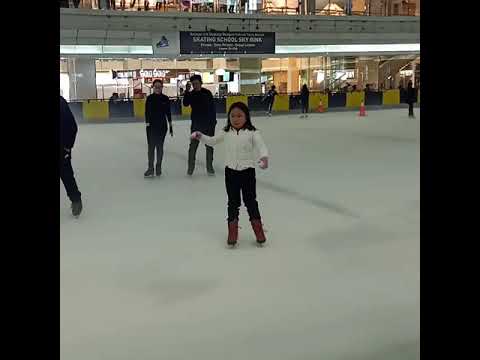 Ice skating Taman Anggrek - Jakarta - YouTube