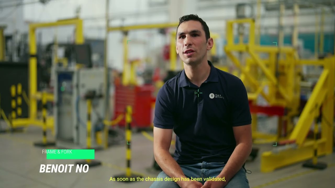 AG2R LA MONDIALE （アージェードゥーゼル・ラ・モンディアル）X VAN