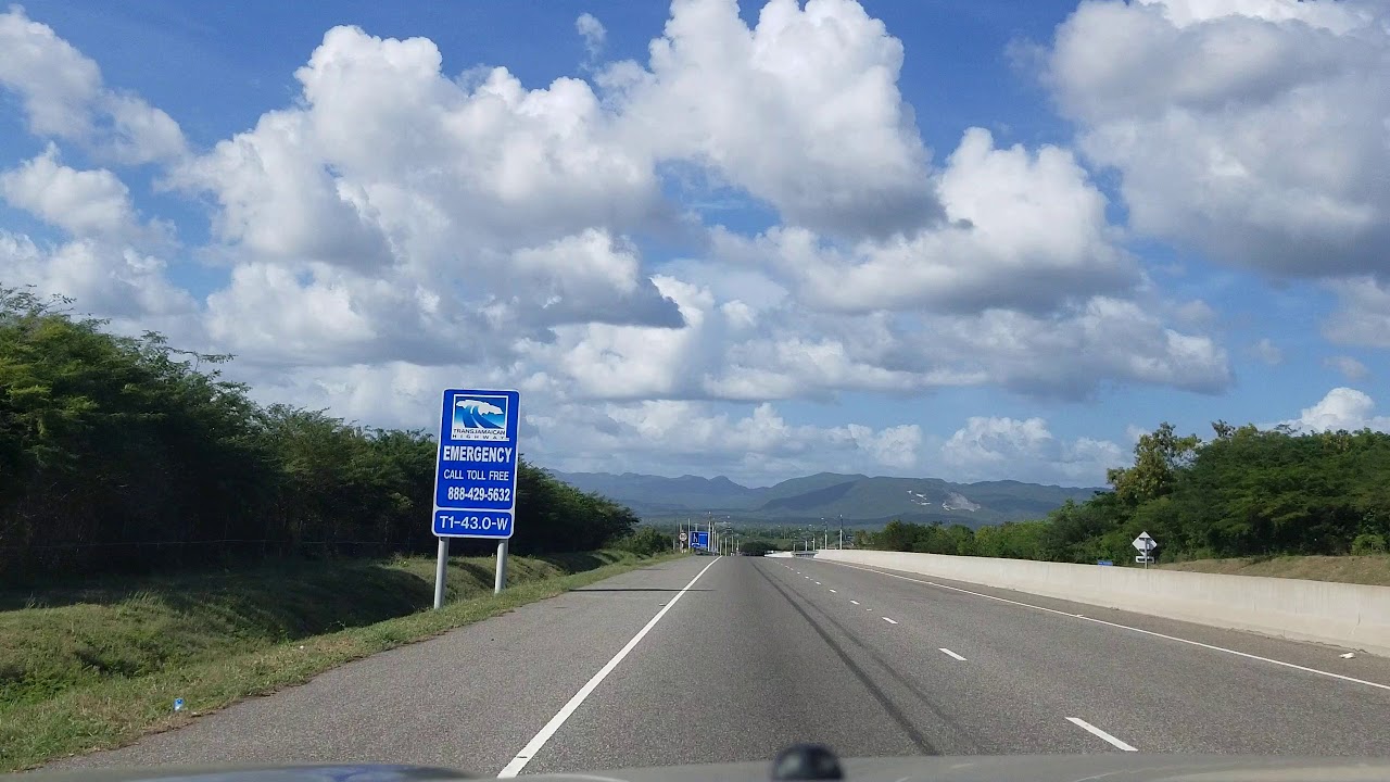 Exiting Highway 2000 | May Pen | Jamaica