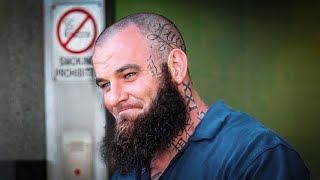 أخـ.ـطر مـجـ.ـرم في أستراليا يزلزل العالم و يعلن إسلامه بعد أن اكتشف سرا خطيرا في المساجد الإسلامية!