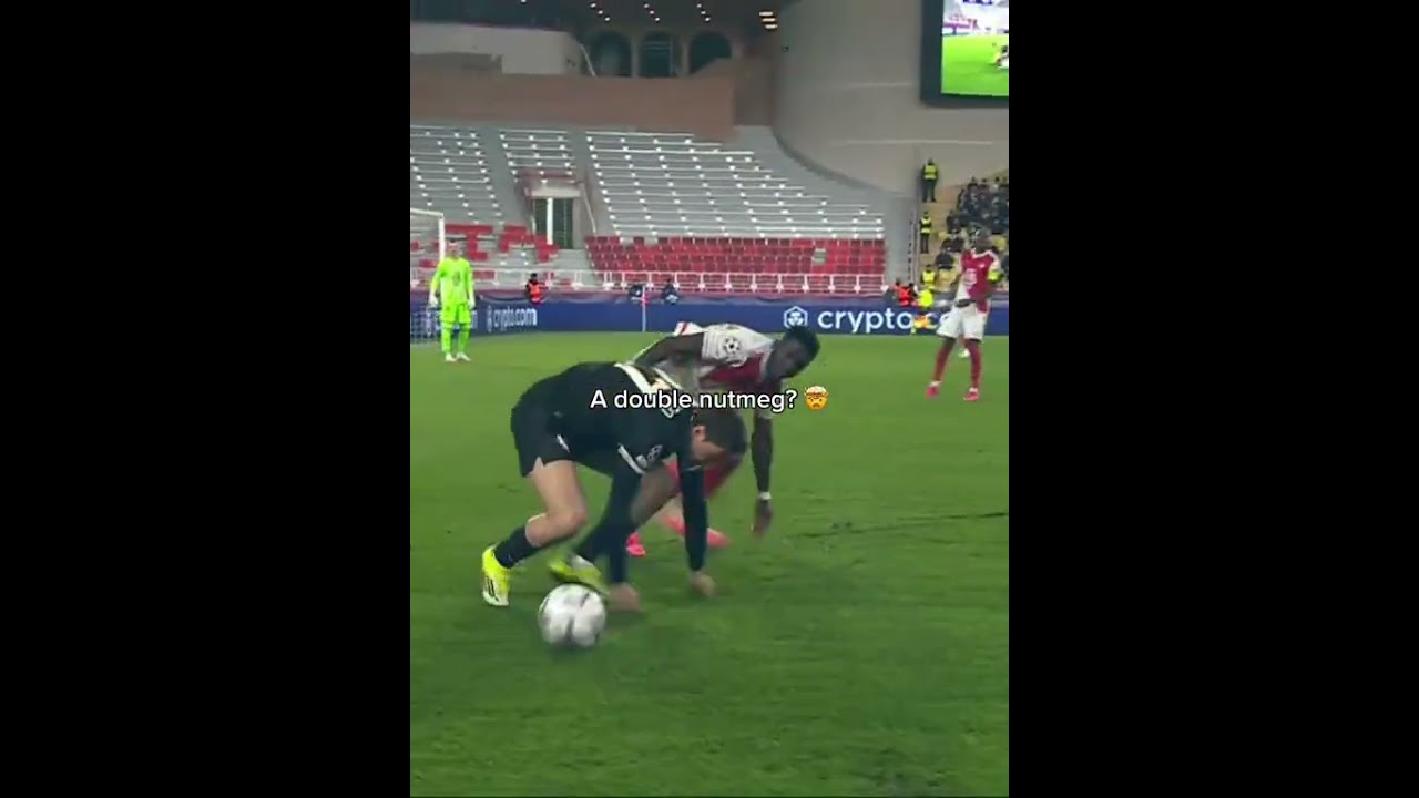 CAMBIASO'S DOUBLE NUTMEG vs MONACO in UCL!