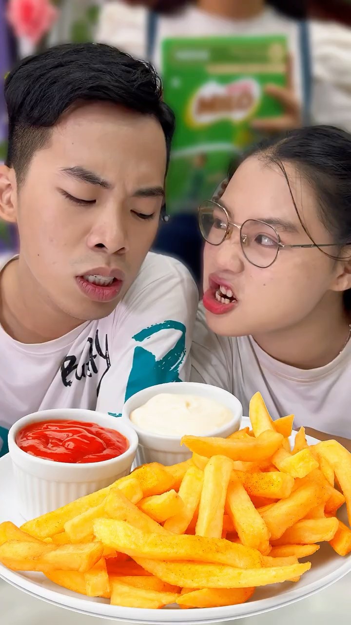 LNF - Anh Củ Tỏi chơi gian lận và cái kết ? The end of dishonest brother ? Linh Nhi family #shorts