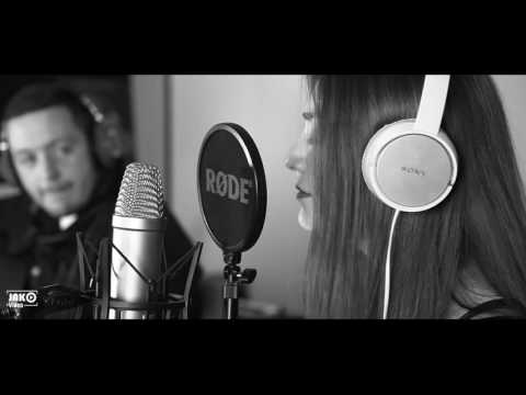 Out Of The Universe - წვიმს