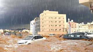 Конец времен наводнения в Медине! В Медине (Саудовская Аравия) произошло сильное наводнение.