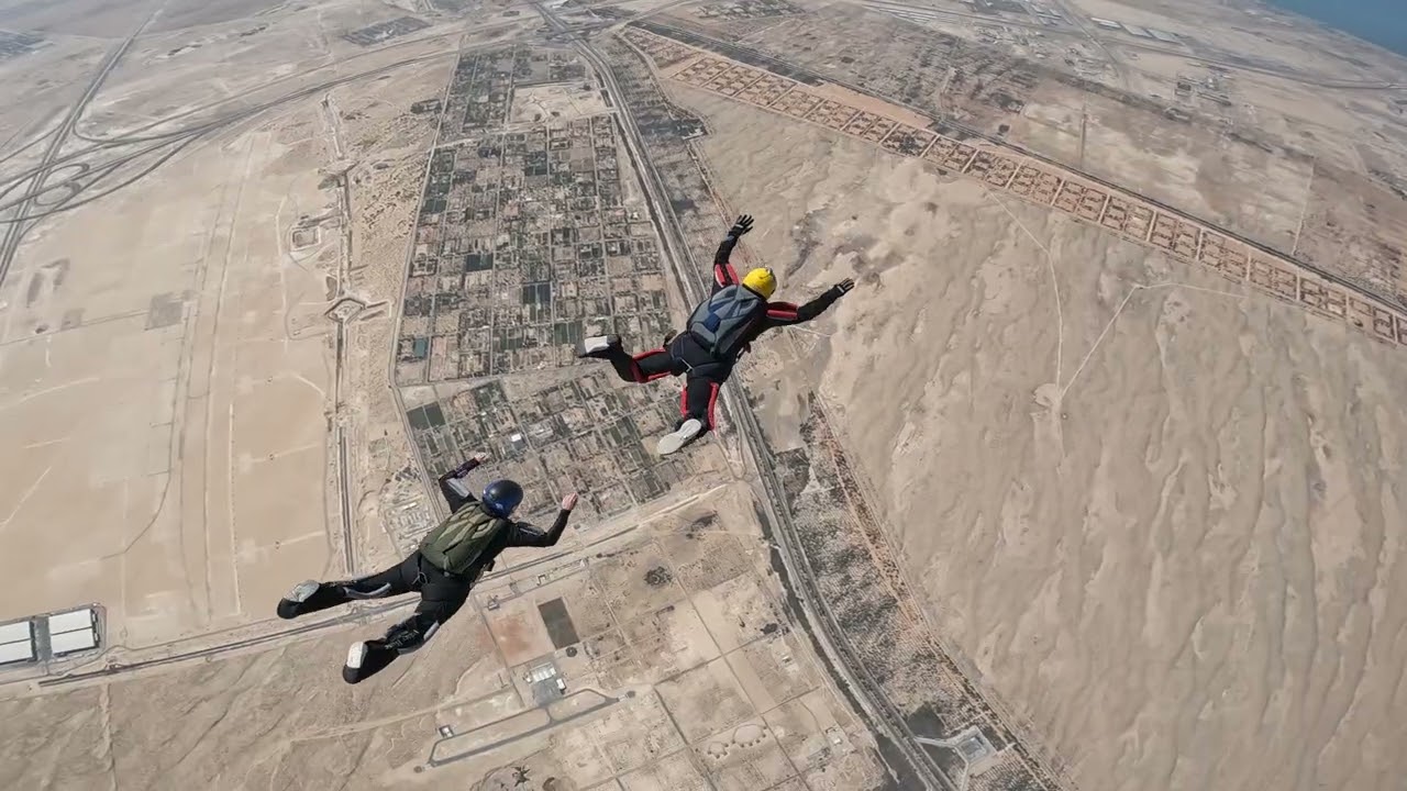 Abu Dhabi 2-Way Belly Formation Skydive | Training Freefall
