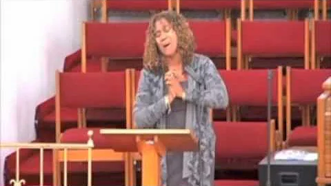 Andrea Walters sings Amazing Grace