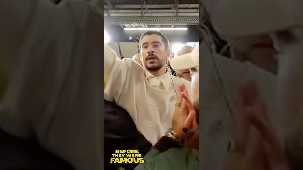 После выступления против Трампа на Суперкубке охрана вывела Bad Bunny со сцены.