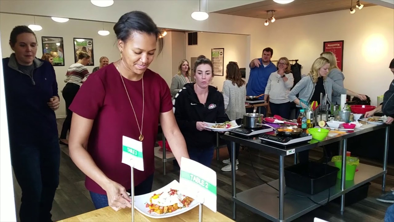 Team Building in Minnesota | FUN TEAM ACTIVITY | COOKING CHALLENGE | with C.H. Robinson