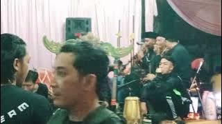 !!Lagunya bikin nagih....Kersahyang Widi....!!!!