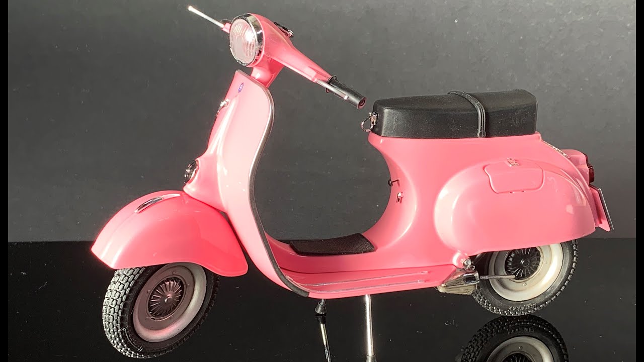 ITALERI Vespa 125 Primavera 1:9 完成品 ベスパ 41Vg1I+1RsL._UF894,1000_QL80_.jpg