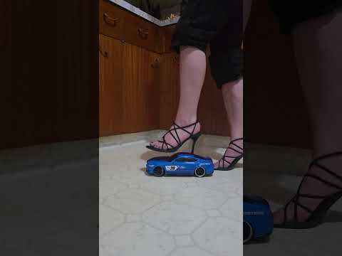 RC Mustang crush under Pebbles heels #crushexperiment #asmrcrush #crushtest #modelcarcrush