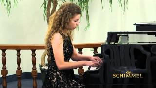 Maddie Tango A La Mango