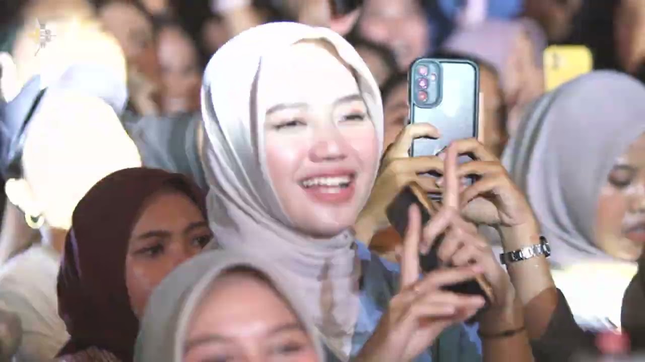 Full Perform Guyon Waton at Anti Angin Angin Club Fest Kediri