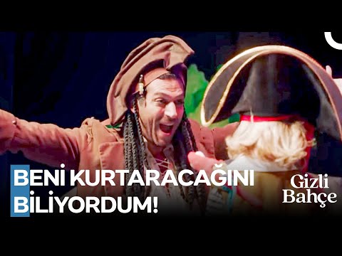 Demir, Yeğeni İçin Sahnede 😂 - Gizli Bahçe