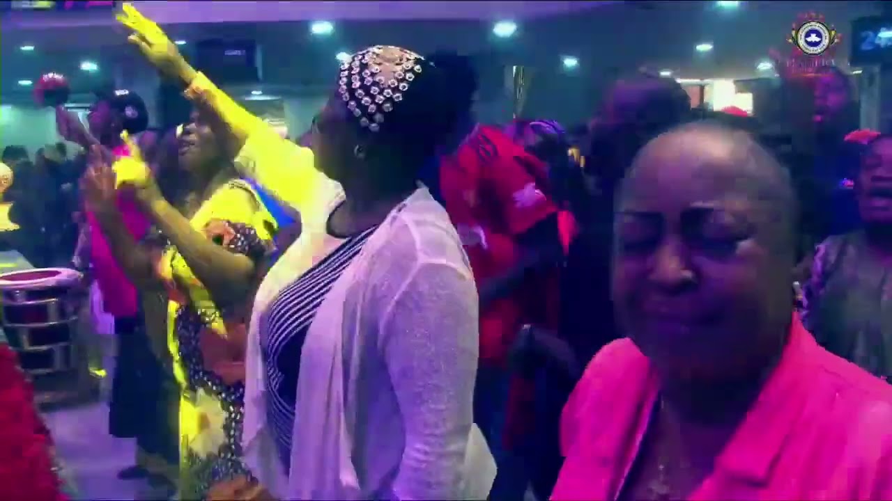 Unforgettable Praise Session By  Tope Praise