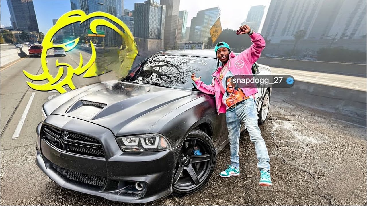 SNAP DOGG TOOK POLICE ON A CHASE IN HELLCAT SWAP - YouTube