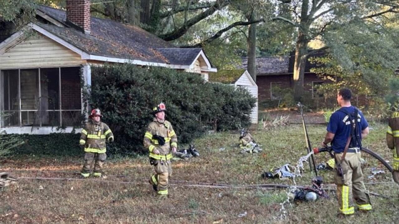 Morning fire damages house in DeKalb County - YouTube